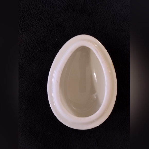 Vintage stamped egg figurine - Picture 6 of 9